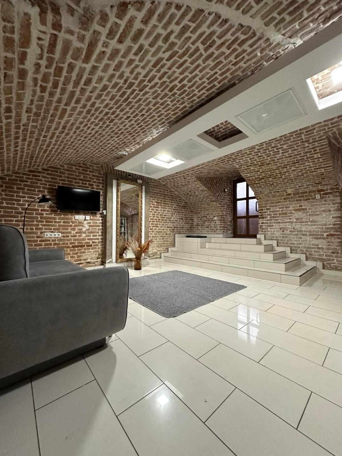2Х Кім-Й Loft На Площі Філармонії By Willox Apartman Csernyivci Kültér fotó
